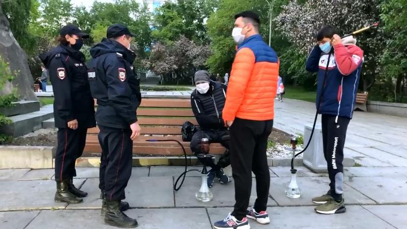Екатеринбургская полиция проверила, как люди соблюдают режим самоизоляции