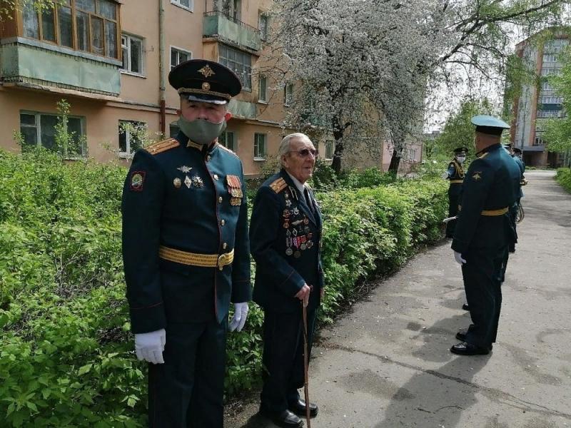 В Пензе поздравляют 95-летнего ветерана