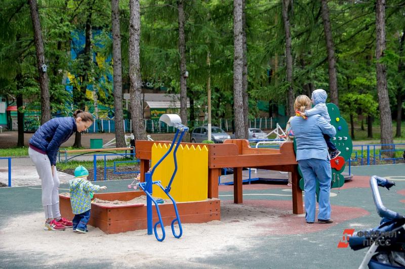 Более половины семей планируют рождение ребенка