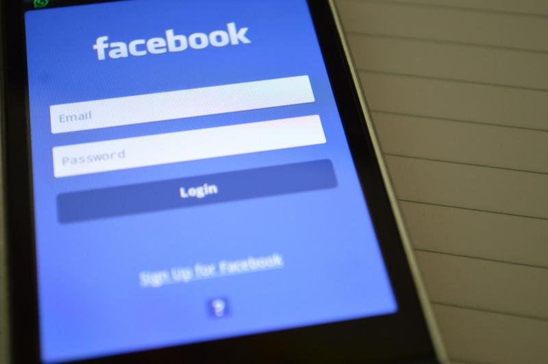 Facebook не заплатил штраф в размере 4 млн рублей