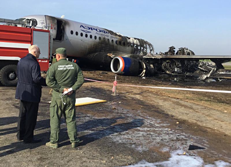 Пилот рассказал об аварийной посадке самолета