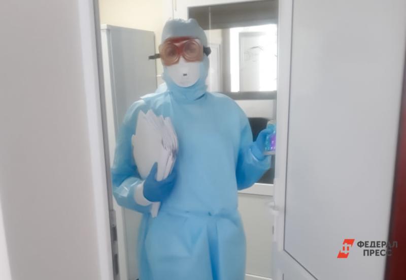 Медсестре из Тулы посоветовали под костюм носить хлопок