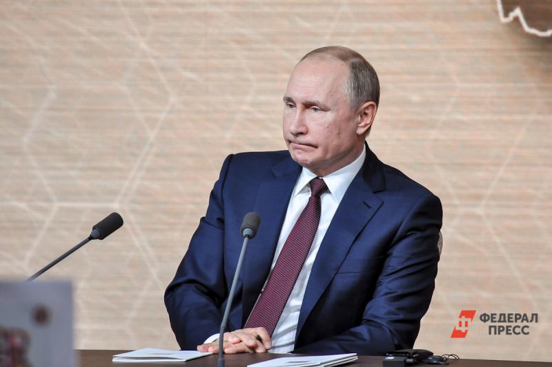 Путин дал поручения после совещания по кредитованию