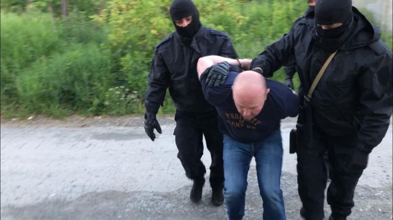 В Екатеринбурге полицейские задержали угонщика машины