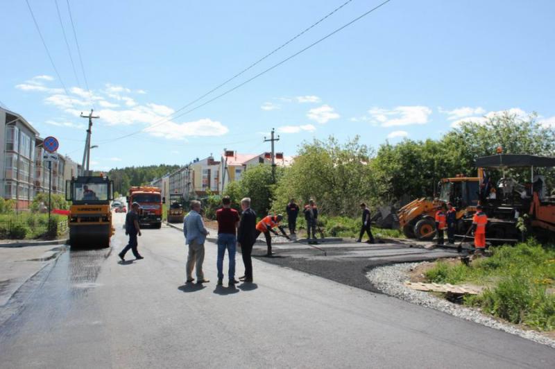 В Екатеринбурге продолжается масштабный ремонт дорог