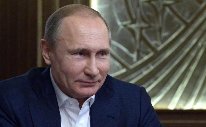 Путин выразил благодарность военным врачам за борьбу с коронавирусом