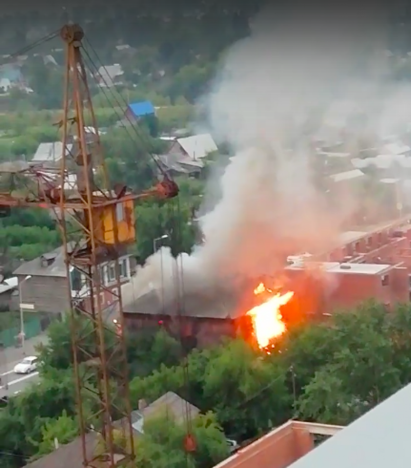 пожар заброшенного дома по ул. Кирова