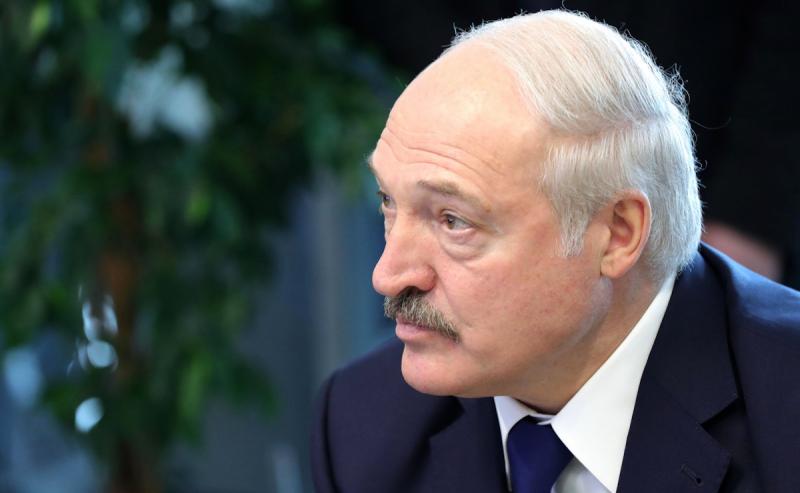 В Белоруссии опровергли информацию о госпитализации Лукашенко
