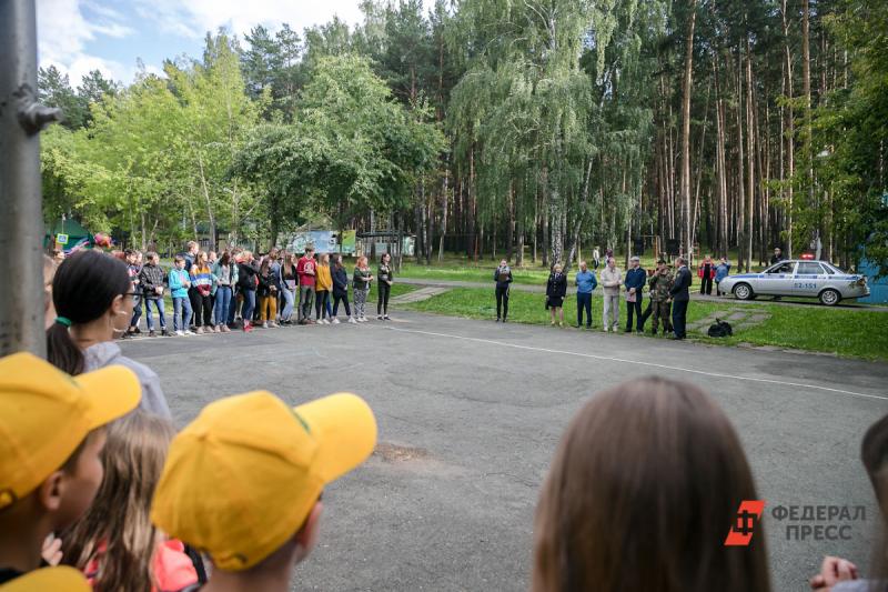 В Кузбассе закрывают все детские лагеря