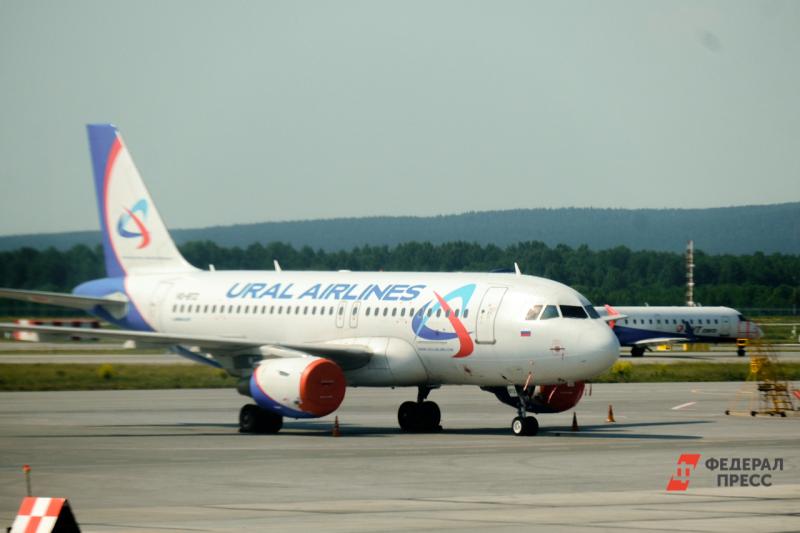За полгода пассажиропоток «Уральских авиалиний» упал наполовину