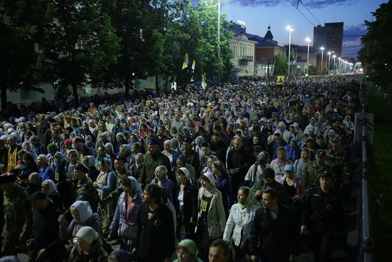 Епархия не стала отменять большой крестный ход в Екатеринбурге в разгар пандемии