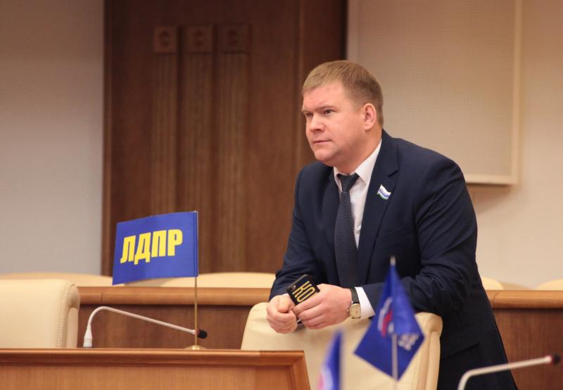 Свердловский депутат ЛДПР подозревается в убийстве по неосторожности