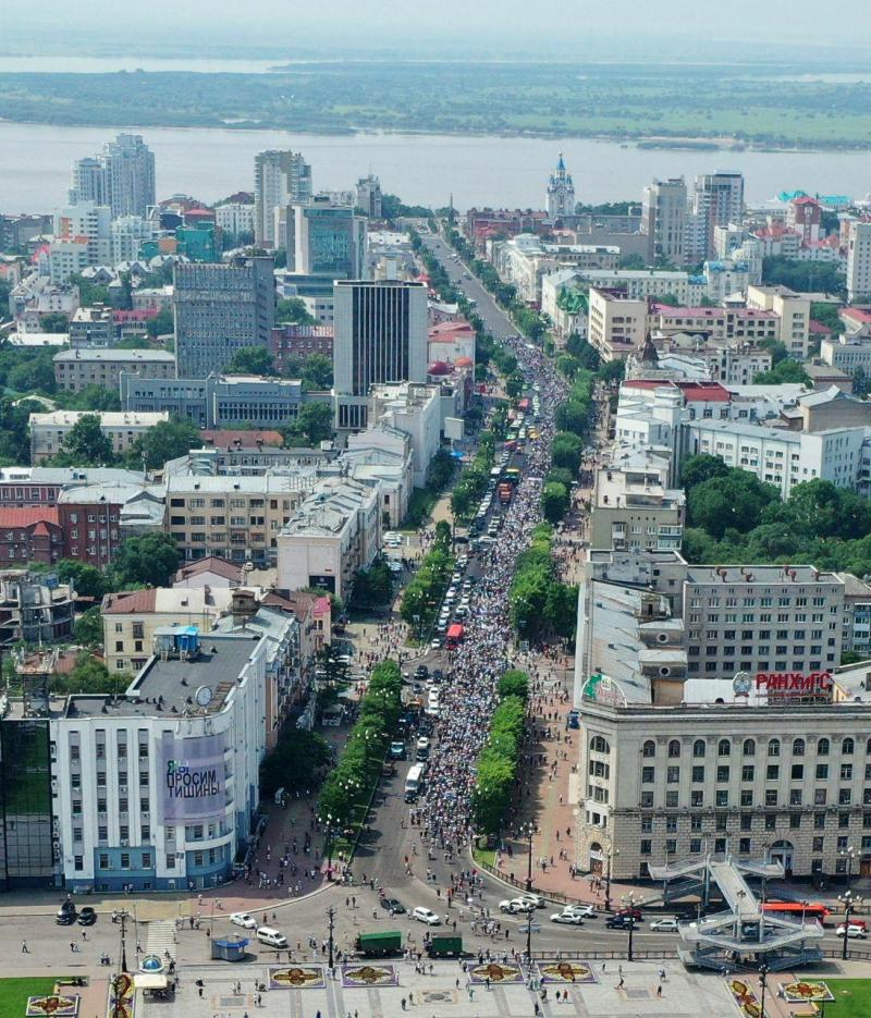 Жители Хабаровска провели очередной несанкционированный митинг