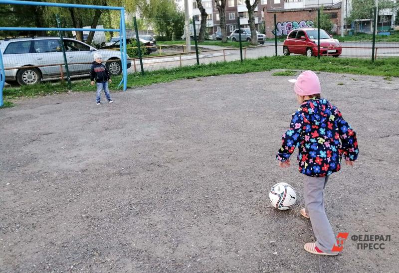 Липчанам с детьми в июне и июле перечислили 3,6 миллиарда рублей