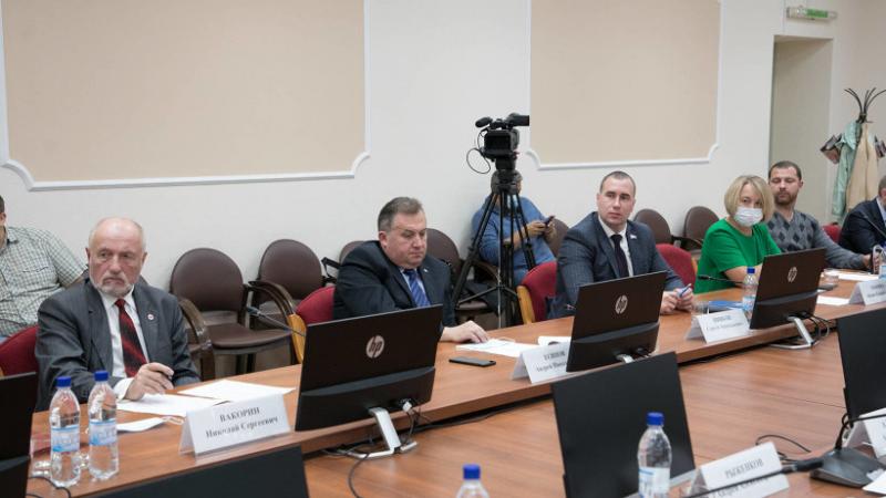 В Архангельской области двое кандидатов в губернаторы не смогли пройти муниципальный фильтр