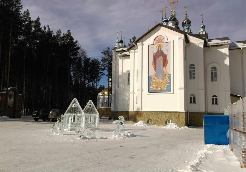Екатеринбургская епархия оформит в собственность здания Среднеуральского монастыря