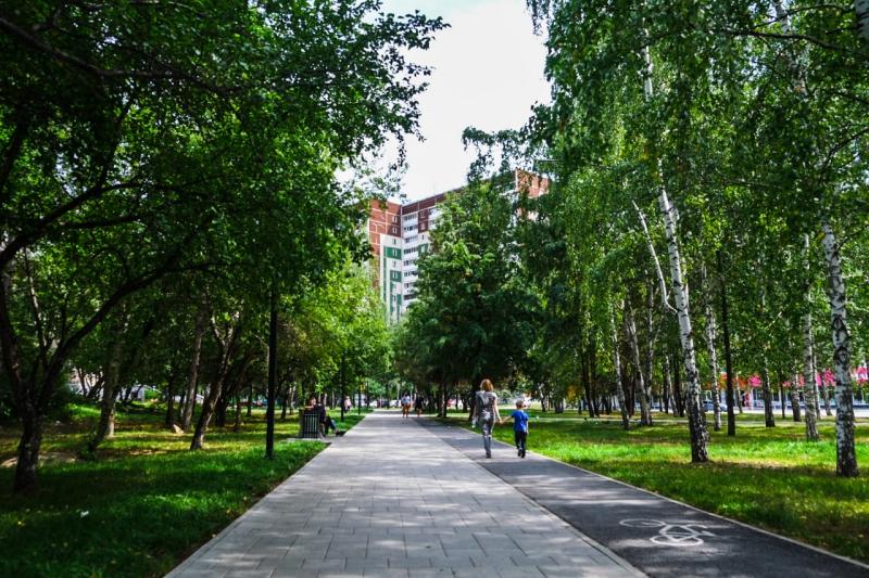 В Екатеринбурге общественники оценили реконструкцию сквера на юго-западе
