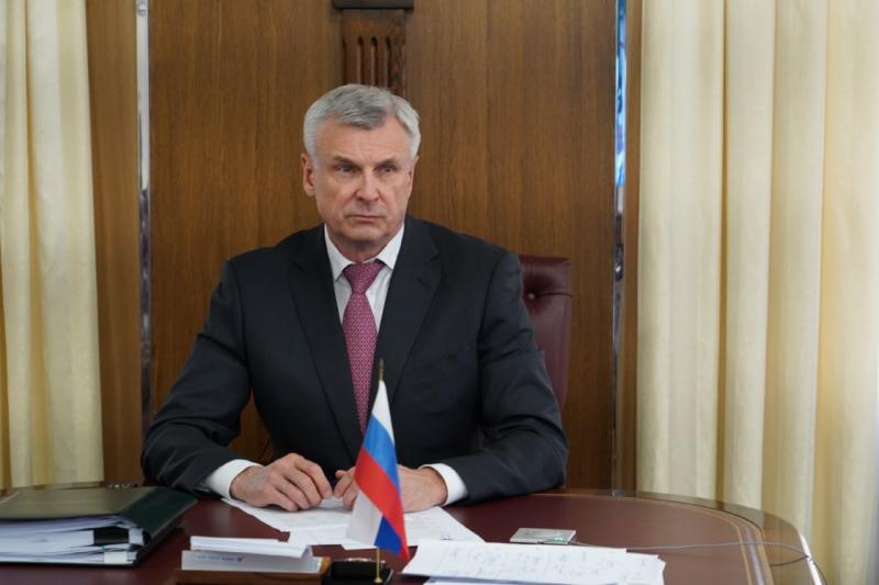 За время правления губернатор Сергей Носов достиг компромисса не со всеми представителями местных элит.