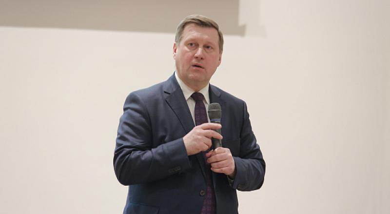 Анатолий Локоть останется на посту мэра во время избирательной кампании