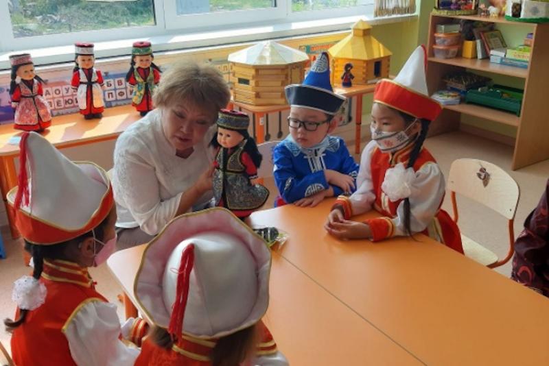 Все 49 детских садов Усть-Ордынского бурятского округа в Иркутской области получат новые интерактивные детские пособия