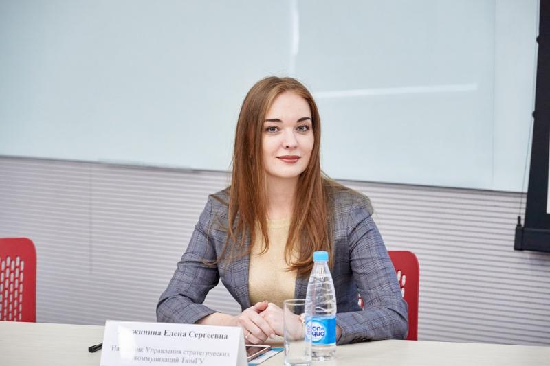 С апреля нынешнего года Елена Дружинина является замминистра науки и высшего образования Валерия Фалькова