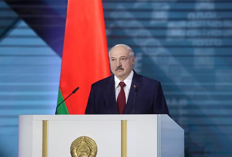 Перед митингом Лукашенко поговорил с Путиным