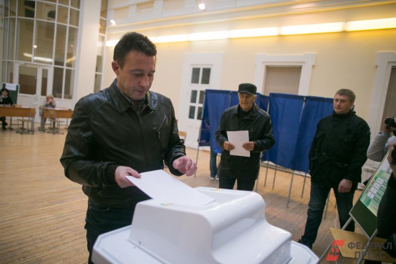 В Югре открылись 98 избирательных участков для голосования