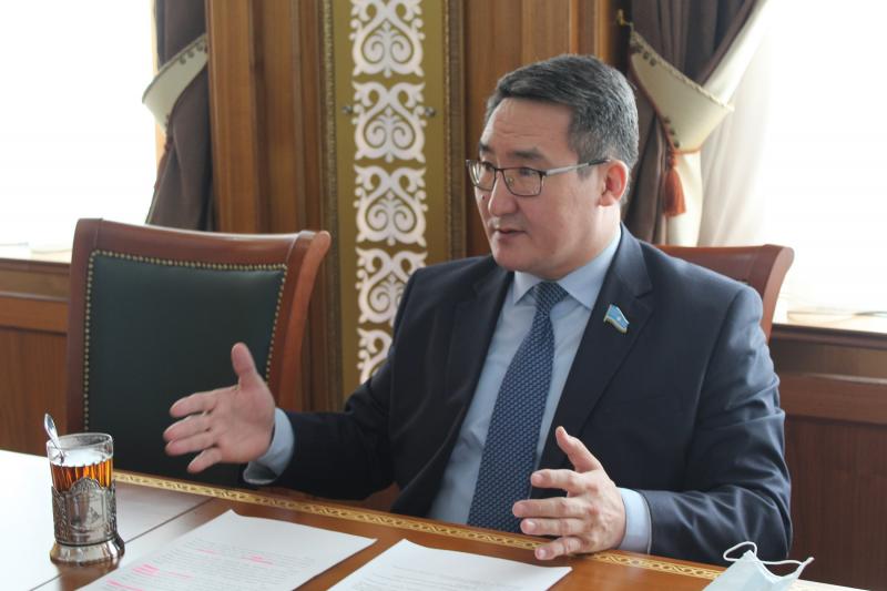 Депутаты якутского Ил Тумэна подготавливают изменения в законодательство республики