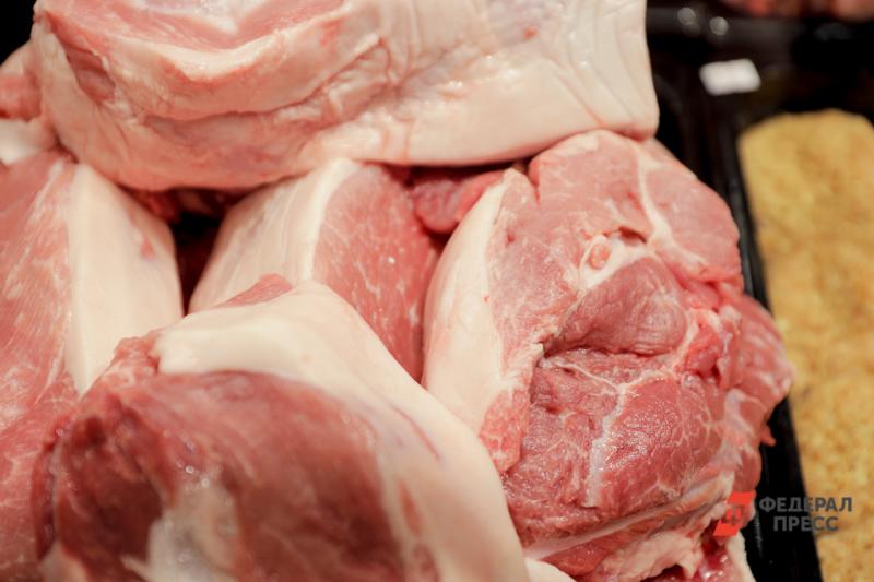 Вывоз новосибирской говядины запретили из-за отсутствия прививок от ящура