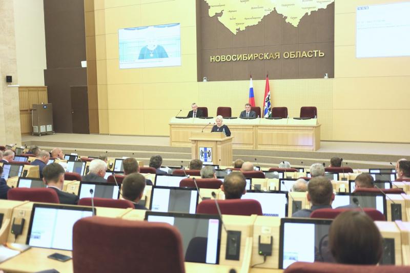 Депутаты заксобрания Новосибирской области избрали свое руководство