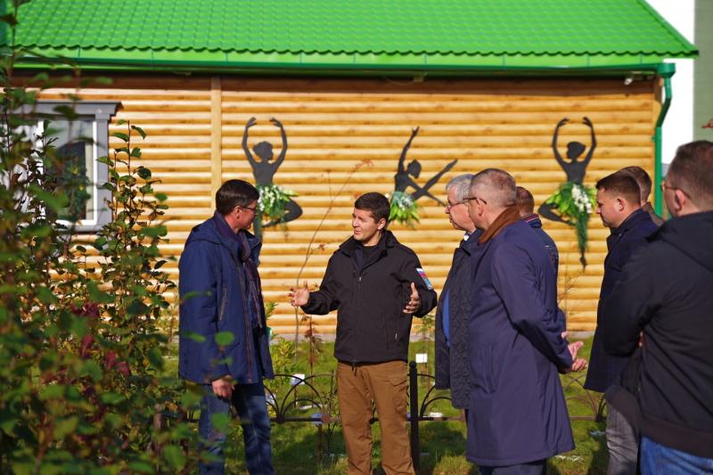 Глава Ямала посетил самый северный в округе парке отдыха