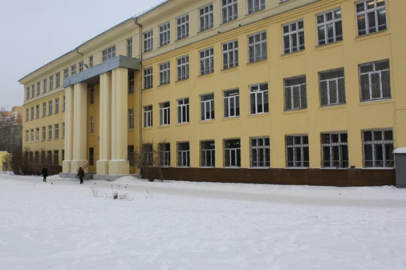 В Екатеринбурге СКР начал проверку из-за издевательств школьника над одноклассниками