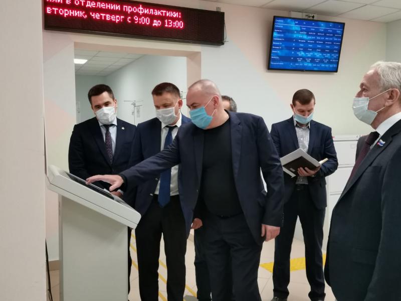 Карлов открыл реанимацию в Демидовской больнице в Нижнем Тагиле