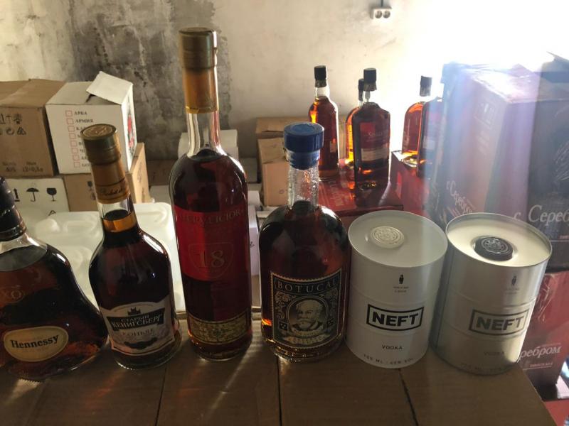 Продавцов токсичного алкоголя задержали в Екатеринбурге