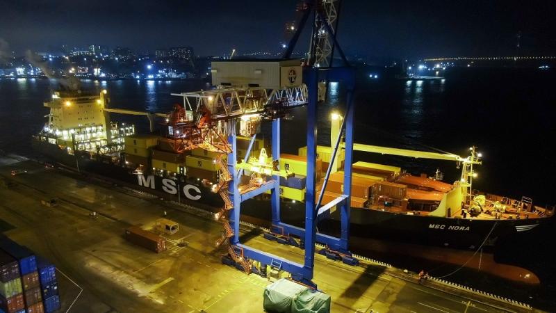 Руководство Владивостокского порта заподозрили в растрате
