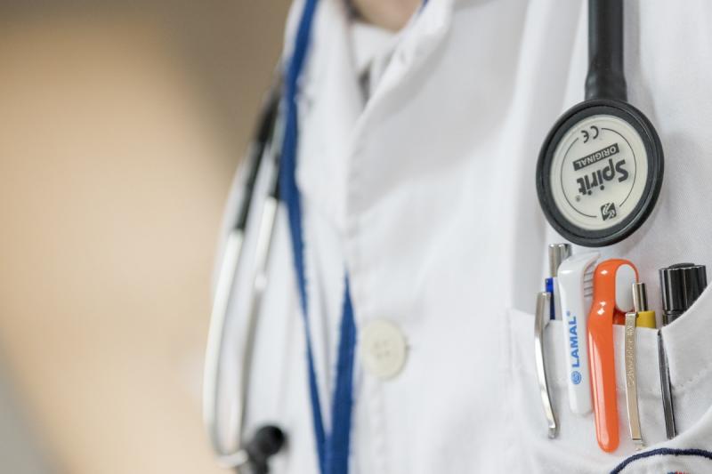 В Приамурье во время эпидемии уволились около 400 врачей