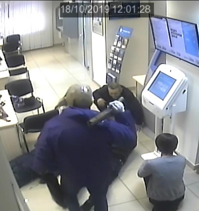 Краснодарца отправят на лечение за вооруженный налет на банк в Екатеринбурге