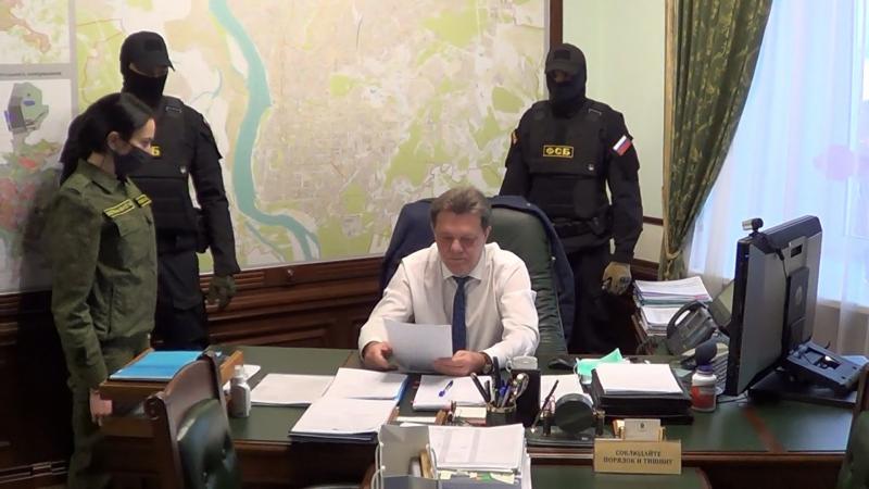 Следственный комитет опубликовал видеозапись содержания Ивана Кляйна