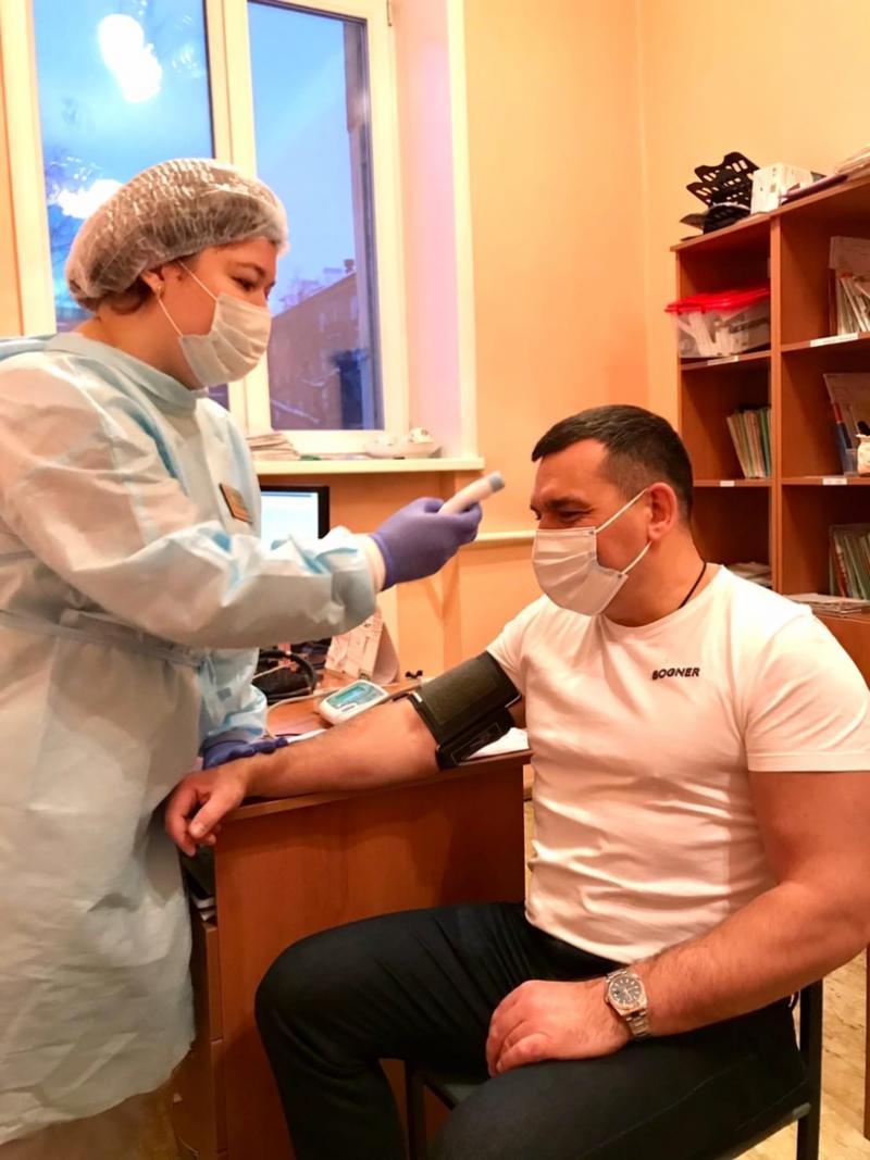 Мэр Новокузнецка объяснил, почему привился от коронавируса