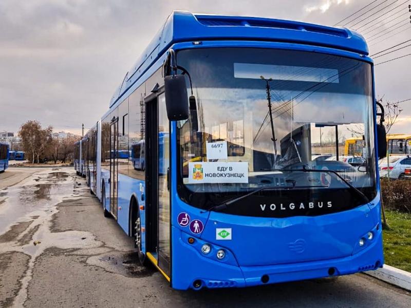 Власти Екатеринбурга могут купить новокузнецкие автобусы-гармошки