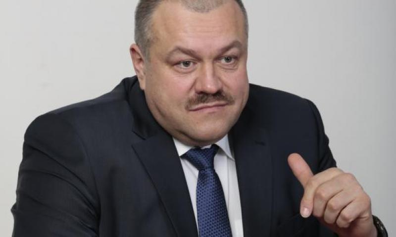 Александр Душин считает что вступил в конфронтацию с представителем Иркутской Нефтяной Компании