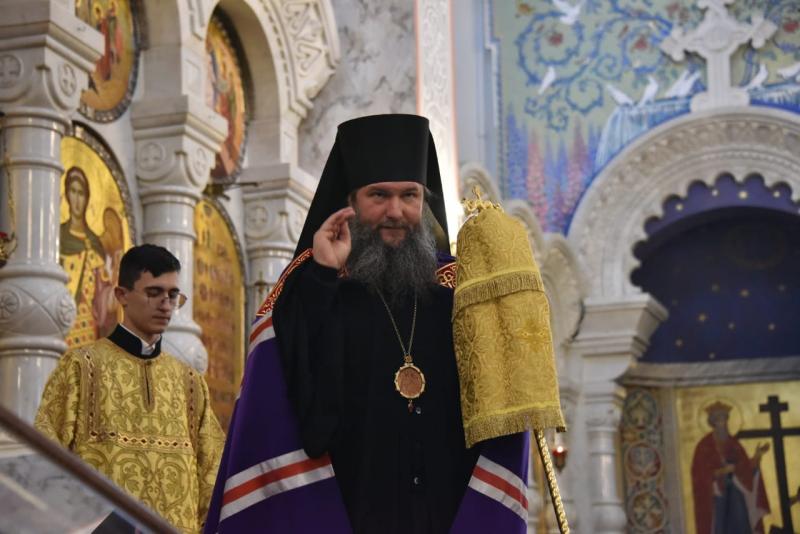 Епископ Евгений подумает над решением конфликта с экс-схиигуменом Сергием
