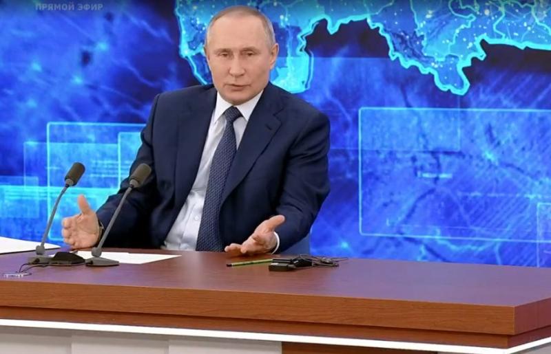 Владимиру Путину задали вопрос о невыплатах нижегородским медикам