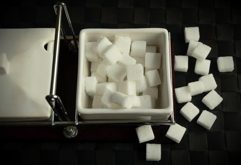 Цены на подсолнечное масло и сахар планируют заморозить