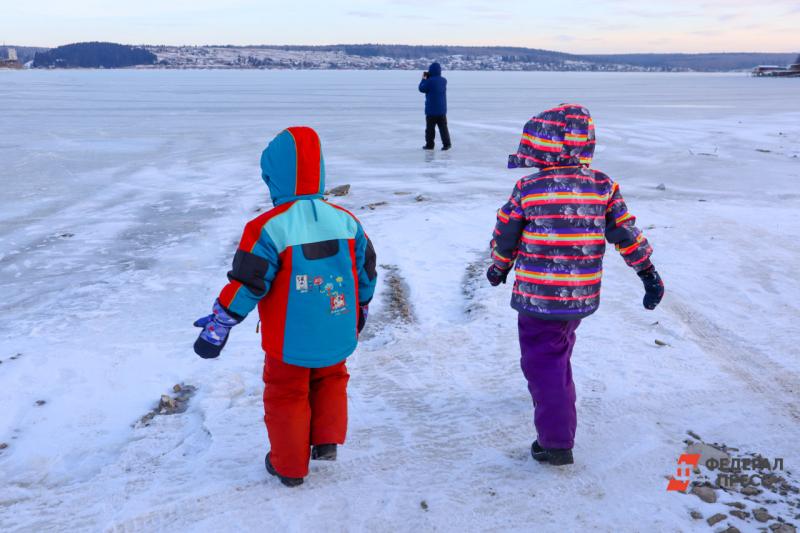 Из-за морозов екатеринбургских детей могут освободить от занятий в школах