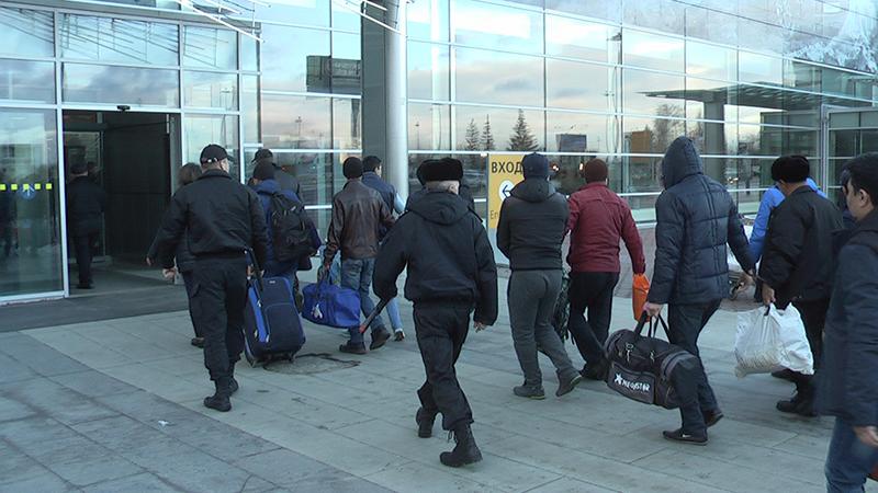В 2020 году на Средний Урал прибыло более 42 тысяч мигрантов