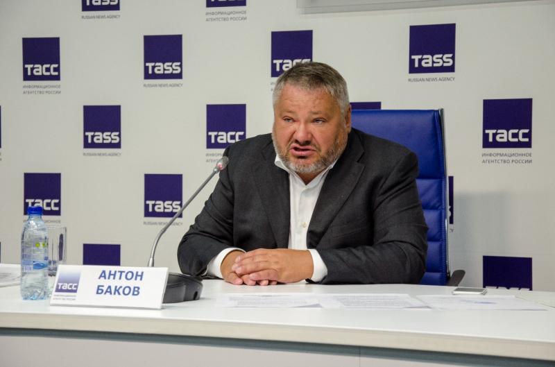 Антон Баков решил перевыпустить «уральские франки»