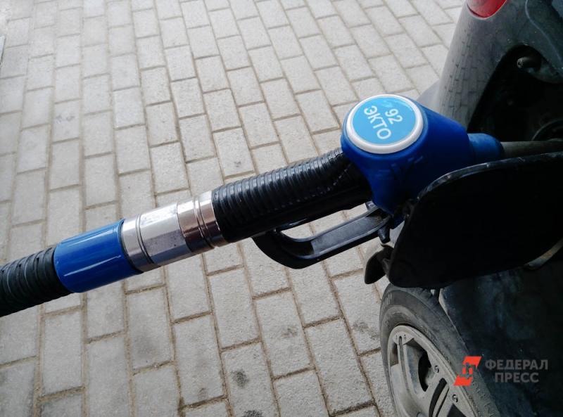 В Хабаровском крае начали решать кризис с бензином на заправках