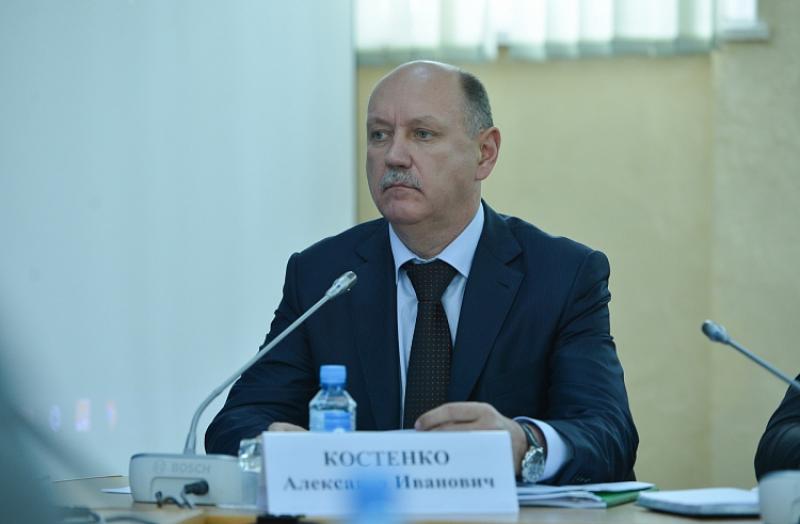 Зампред правительства Приморья Александр Костенко уходит в отставку