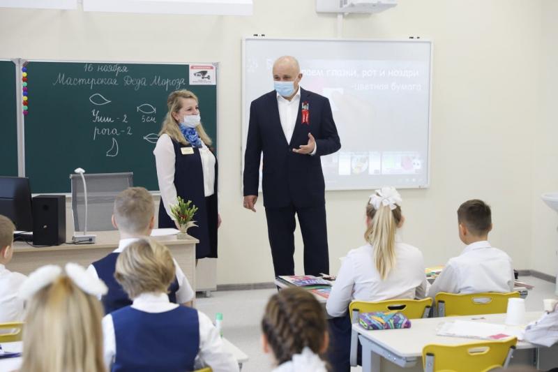 Две школы в Кузбассе отремонтировали по протекции губернатора